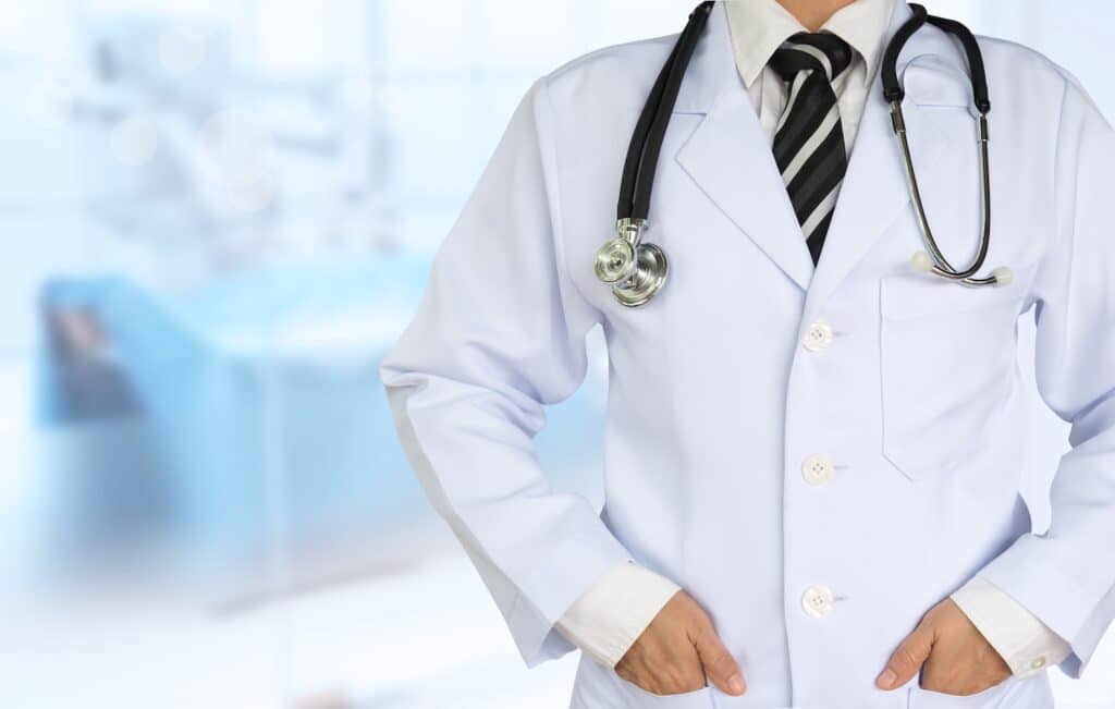 surgeon doctor medical